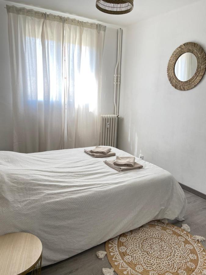 Appartement Lumineux Et Traversant Montauban Bagian luar foto